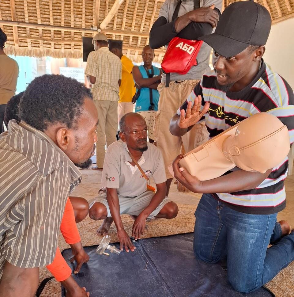 Keeping Mombasa Beaches Safer: CPR Training for Fishermen, Operators & Beach Users. 2 Cpr training2